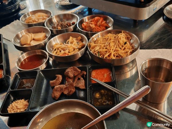 我會推介位於尖沙咀嘅金太韓牛烤腸專門店， 其中嘅綜合牛腸套餐...