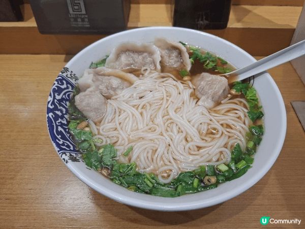 ✨️今次第一次在中環食到咁正咁好食餃子店😆可以叫淨餃子又可以...