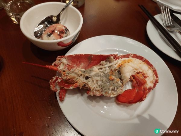 今年的慶祝生日，我選擇了尖沙咀凱悅酒店咖啡廳的自助晚餐。與最...