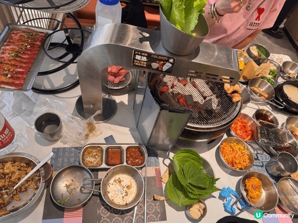 這是在深圳的北村韓食內享用的韓國燒烤十分之豐富也令我嘗試到內...