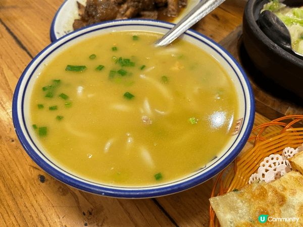 大鵬所城內有間很出名的鵬城飯館，慕名而來，餐廳在所城的別院內...