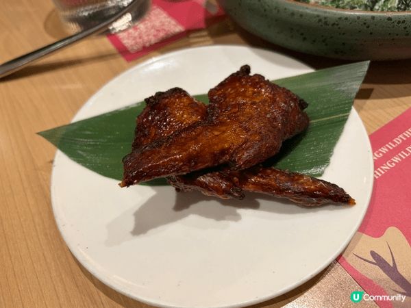 雖然沒有華麗擺盤，食物質素新鮮，烹飪技術高超，所以平凡的燒魷...