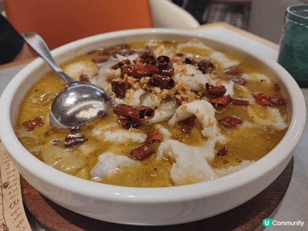 圖-1, 是豬手，外脆內軟，味道一絕。圖-2，18秒牛肉，牛...