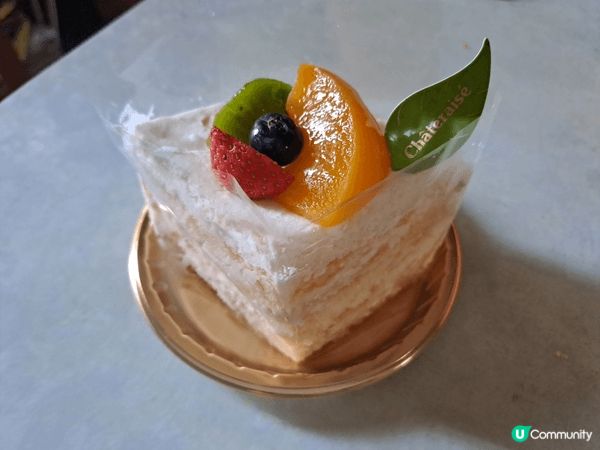 蛋糕是最愛，圖一是Chateraise芝士蛋糕，圖二是Lad...