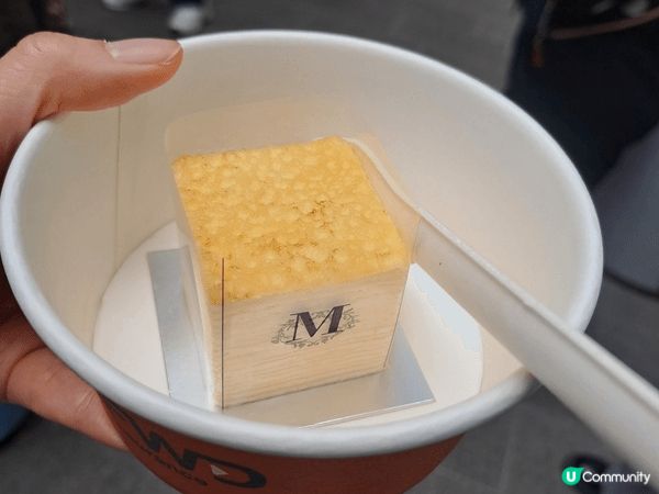 蛋糕是最愛，圖一是Chateraise芝士蛋糕，圖二是Lad...