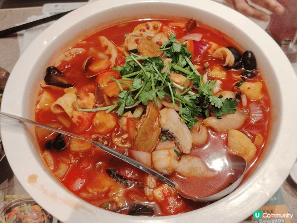第一張是越式菜多菜少肉 第二張是飯後甜品  第3張是番茄鱼一...