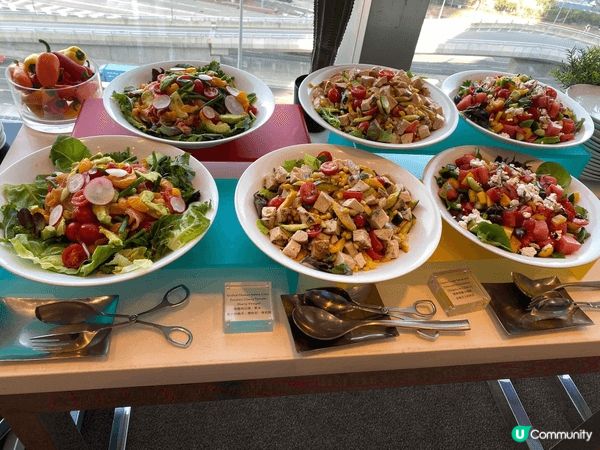 剛吃完W酒店自助餐,食物吾錯,甜品少糖,適合現在追求健康港人...