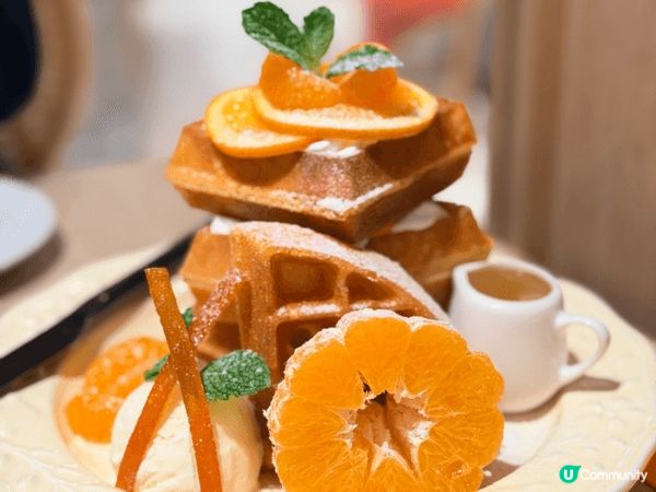 Terrace in seaside 的柚子蜂蜜炸雞，玫瑰醬...