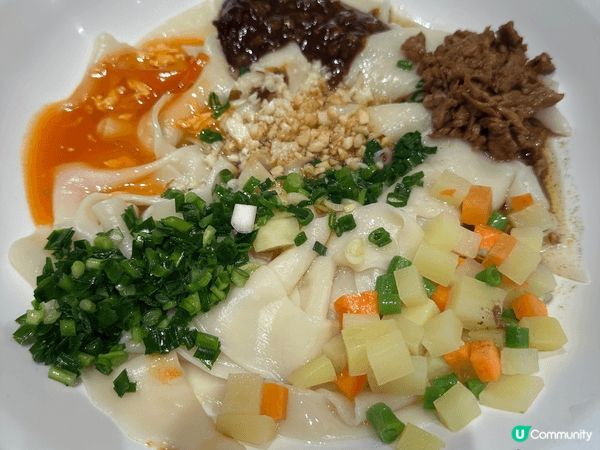 日前跟友人到深圳搵食，試過大籠包，酸菜魚，biang bia...