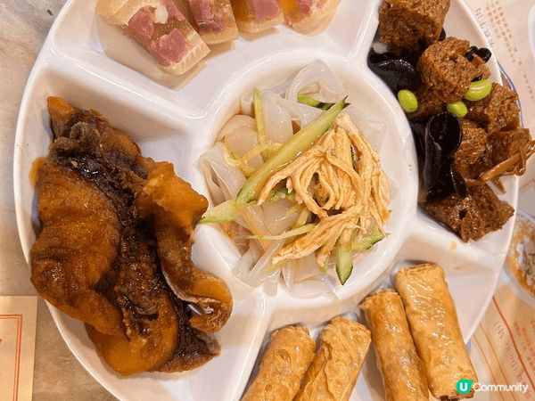 夏麵館上海菜，因為我好為食每樣都想食少少，涼菜五小碟就最啱我...