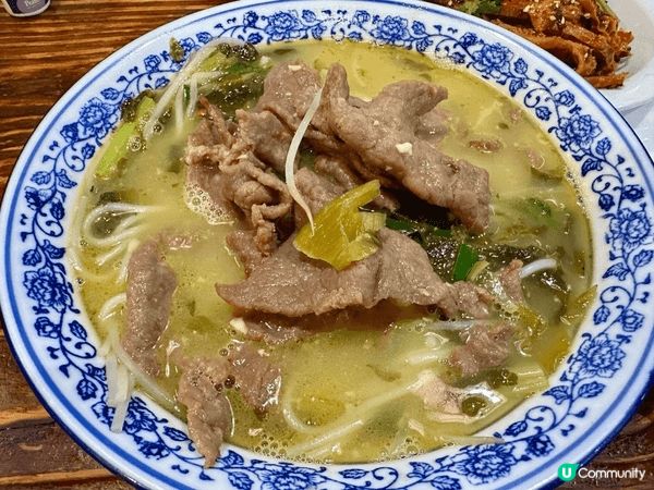 上星期六，無意中喺太子見到呢間樓上舖，叫「湖南老家飯店」，有...