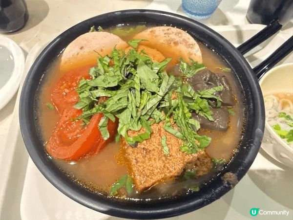 今日一定要同大家推介一間，我食完真係要拍爛手掌嘅越南菜館—就...