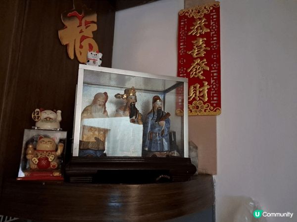 一年一度的農曆新年(馬年)又到了，家中已準備了農曆新年的裝飾...