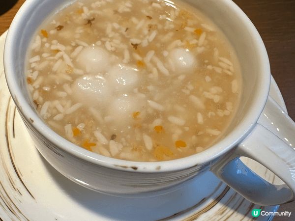 每年新年，都會返鄉下同家人一齊團聚，因為每年先至會見嫲嫲一次...