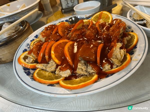 糖醋骨， 福袋及芋頭魚全是素菜， 很久也沒嘗素菜， 仿真度高...