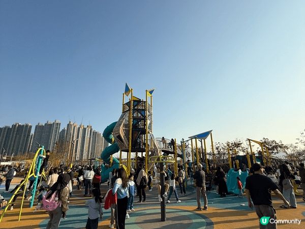 將軍澳南公園全新升級，小朋友玩到唔肯走！成個公園面積佔38,...