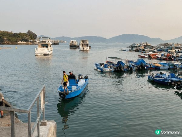 生活離不開旅行 早上看看大海 中午shopping 晚上去睇...