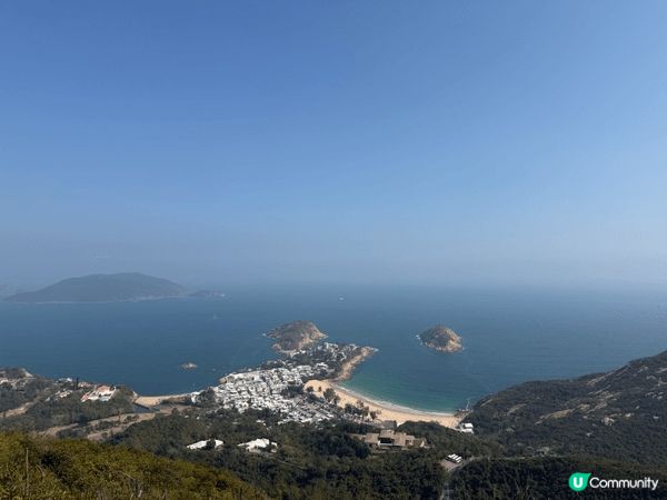 龍脊係香港島東南面好出名嘅行山路線，喺石澳郊野公園入面，沿住...