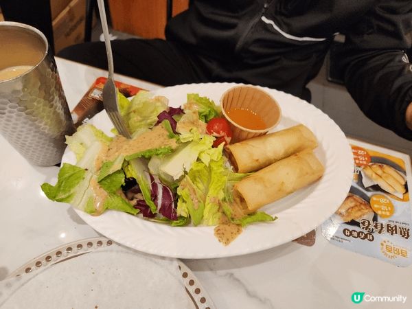 推介泰式甜酸汁春捲沙律、泰式菠蘿炒飯及青醬西蘭花意粉，很好味...