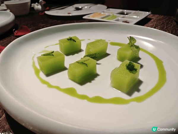 元朗《京粵菜》菜式非常特別，賣相相當精緻，一定要相機食先😆，...