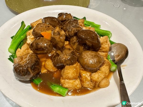 一過年我最期待就係一家人圍埋一齊食團年飯，因為真係超豐富，而...