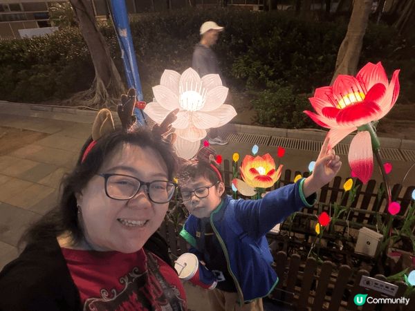 帶著仔仔在香港四圍走，2個主題公園、各個商場、多個室內遊樂場...
