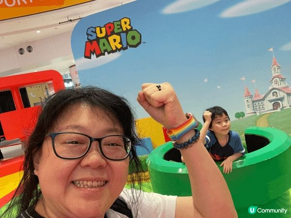 帶著仔仔在香港四圍走，2個主題公園、各個商場、多個室內遊樂場...