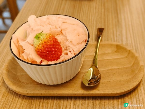 士多啤梨雪花冰