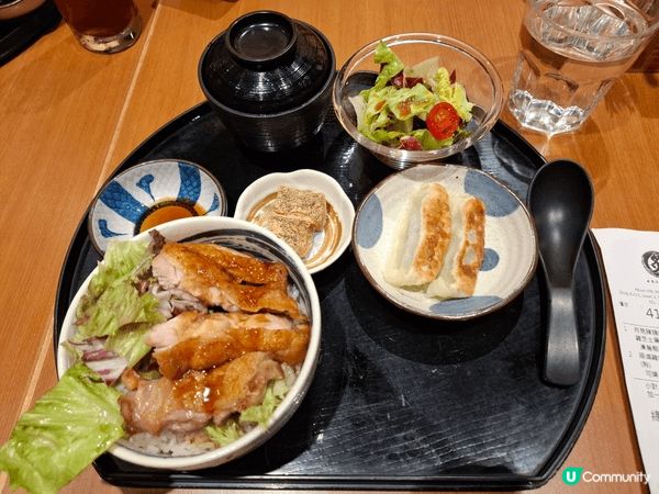 炙宴ABURI-EN的「月見豬腩肉丼」是人氣名物！選用優質豬...