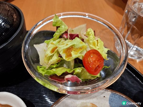 炙宴ABURI-EN的「月見豬腩肉丼」是人氣名物！選用優質豬...