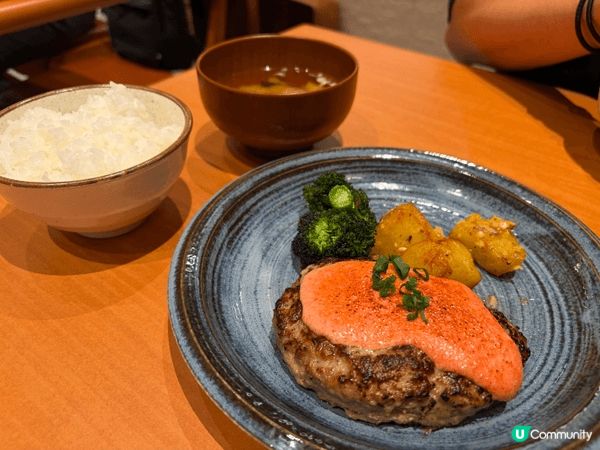 食左最近新開嘅山本漢堡 性價比好高 唔貴又好食 仲有本wel...