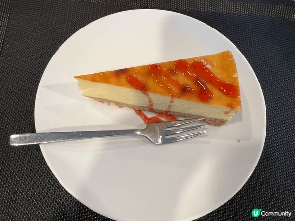 蘋果味既cheese cake，唔係太甜，又有果香，不錯