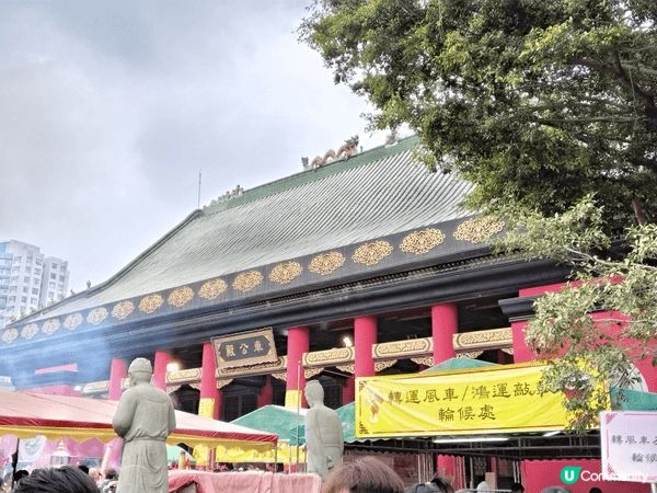 新年一定要去黄大仙祈福，雖然人多，但希望保一家人身體健康#我...