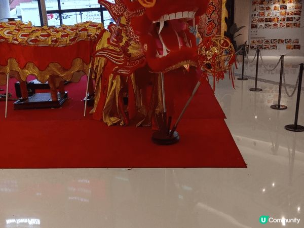 新城市廣場以四時之花為靈感打造【花開結緣・風生水起】，商場1...