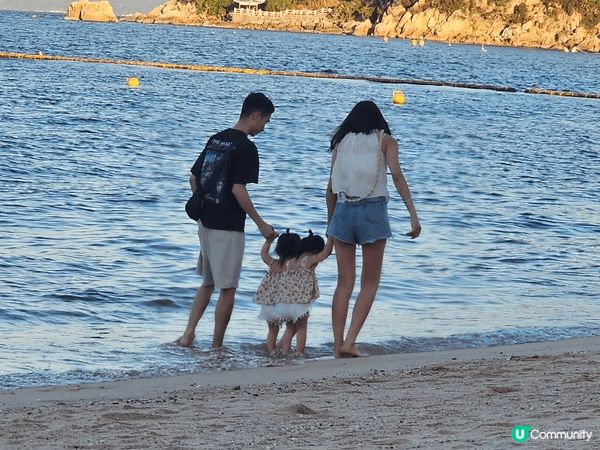 一起踏沙，一起到playhouse學習洗車，一起到迪士尼tr...