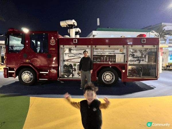 這是紅磡海濱的兩個公園-建灣街公園和紅磡海濱公園。 兩個公園...