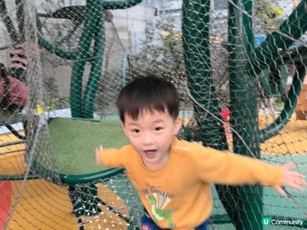 這是紅磡海濱的兩個公園-建灣街公園和紅磡海濱公園。 兩個公園...