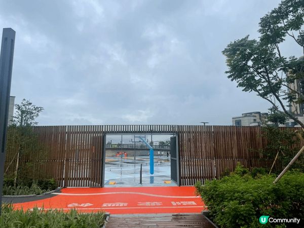 將軍澳南海濱公園係將軍澳南海邊一個幾舒服嘅休閒公園，地方開揚...