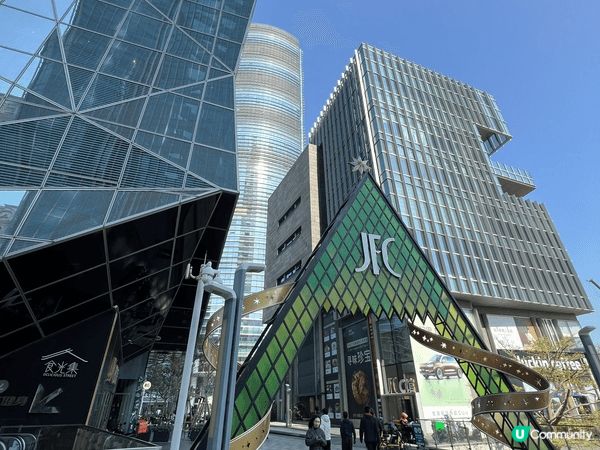 到廈門參加馬拉松順便旅遊，地方比較想像中現代化及整潔，環境優...