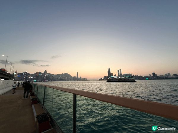 今日無意間經過鰂魚涌海邊發現呢一條維港全場13K嘅東岸版道 ...