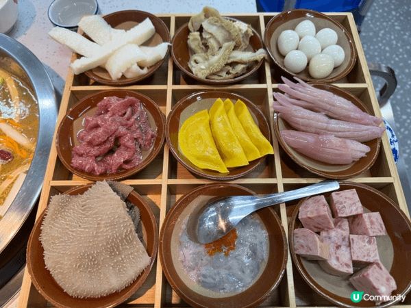 這鍋重慶芈重山老火鍋，簡直將「人間值得」四個字直接寫在滾燙的...