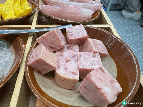 這鍋重慶芈重山老火鍋，簡直將「人間值得」四個字直接寫在滾燙的...