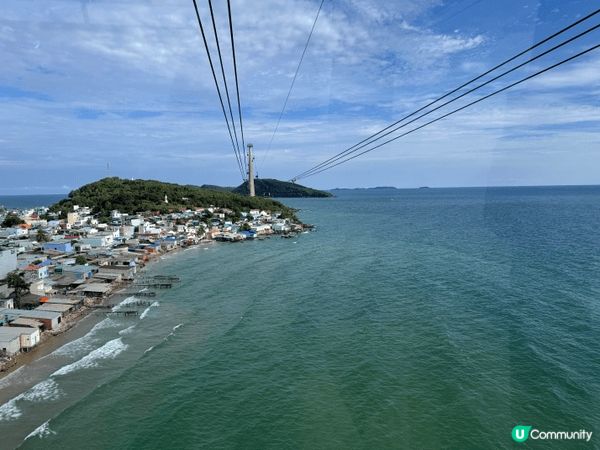富國島，越南最大島嶼，素有「珍珠島」美譽，以幼白海灘與世界最...