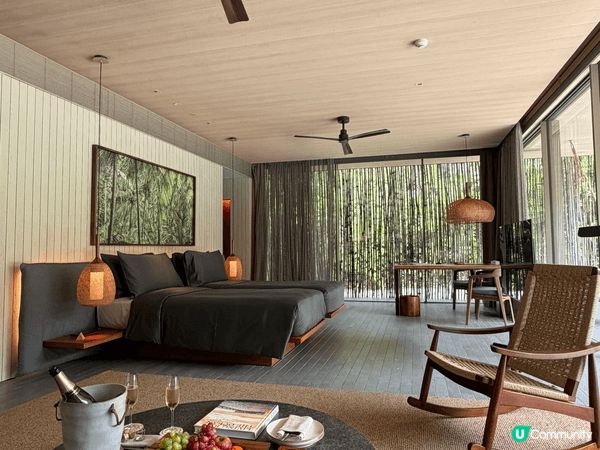 相片是在馬爾代夫Patina Maldives旅遊時拍攝。真...