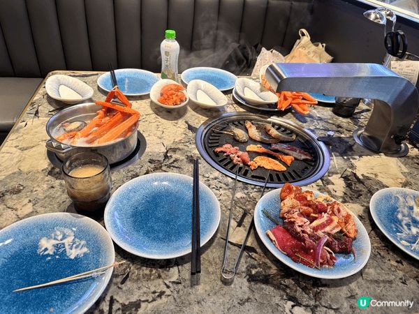 上星期去了最近新開嘅深圳海鮮自助餐～靚靚的海，入面勁多野食，...