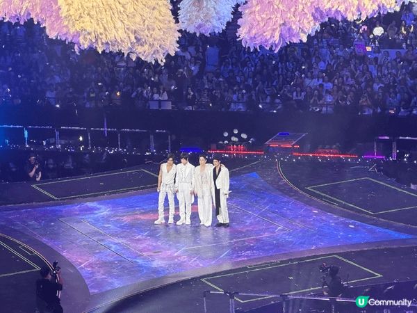 深圳大運中心體育館 《F✦FOREVER 恆星之城 巡迴演唱...