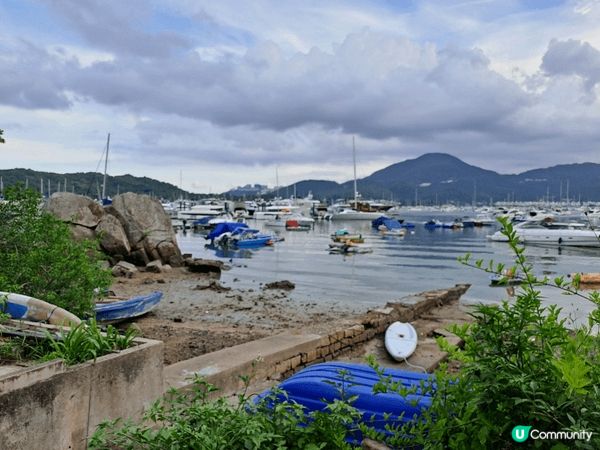 得閒到海邊行下，吹下海風，放鬆心情，上載圖片為中環碼頭及西貢...
