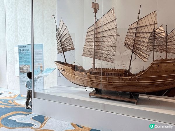 Discovery Bay 酒店環境唔錯，佢個大堂都好多特色...