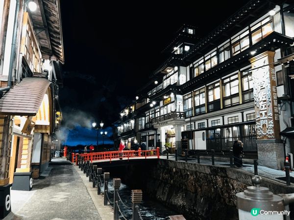 冬日赴銀山溫泉，看雪落古街，燈映溫泉，在湯霧里共度一場溫柔舊...