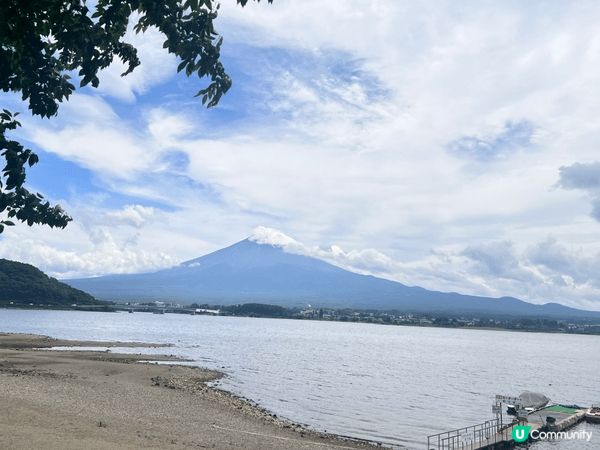 日本，富士山浸溫泉，搵間靚嘅溫泉酒店，落地玻璃，可以睇到富士...